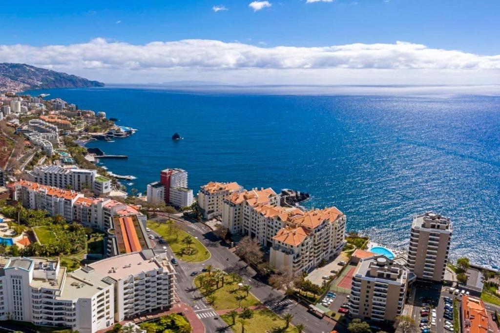 Blue Sky Apartment With Pool By Hr Madeira Funchal  Esterno foto
